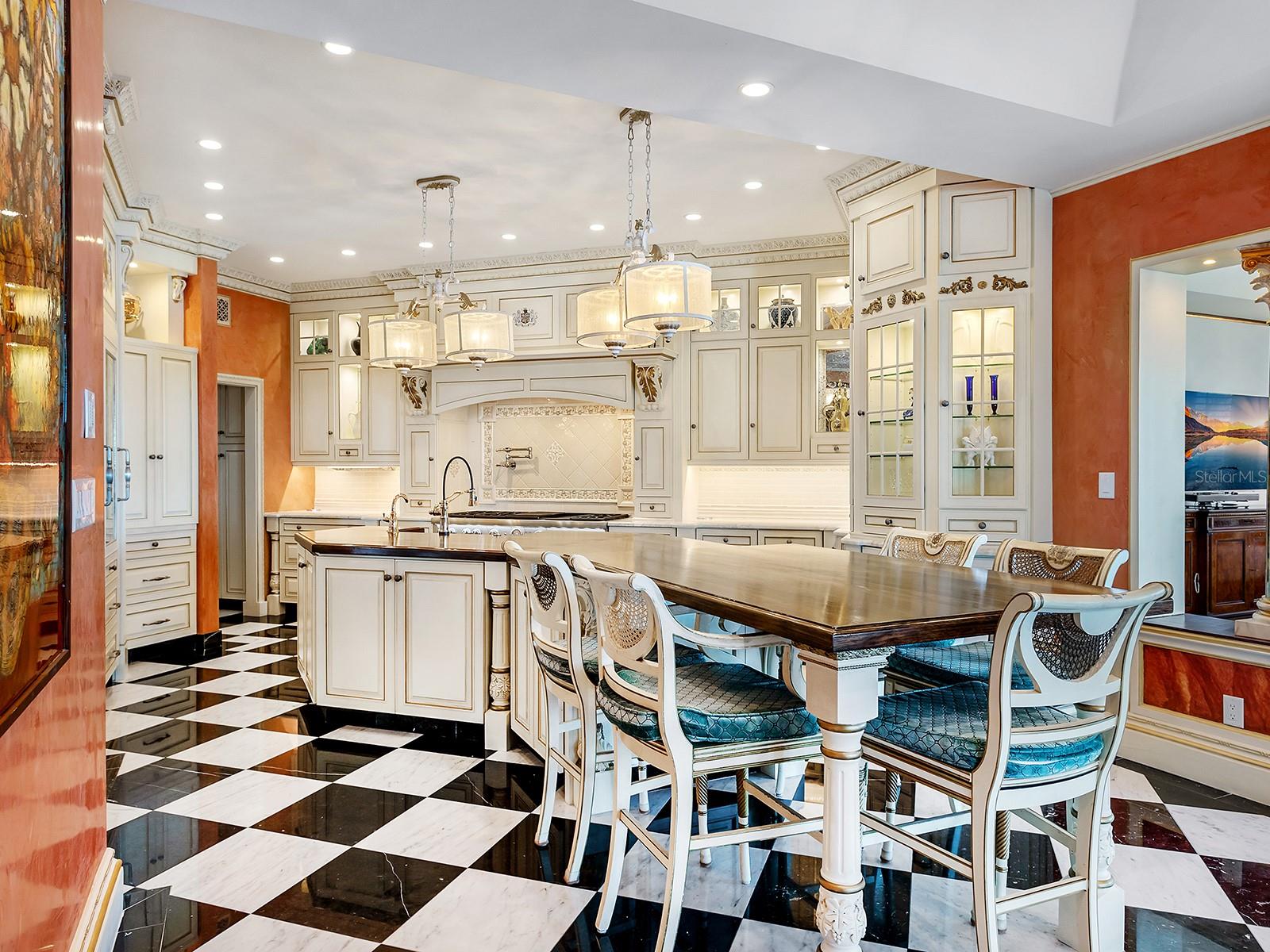 OYSTER BAY ESTATES - Residential