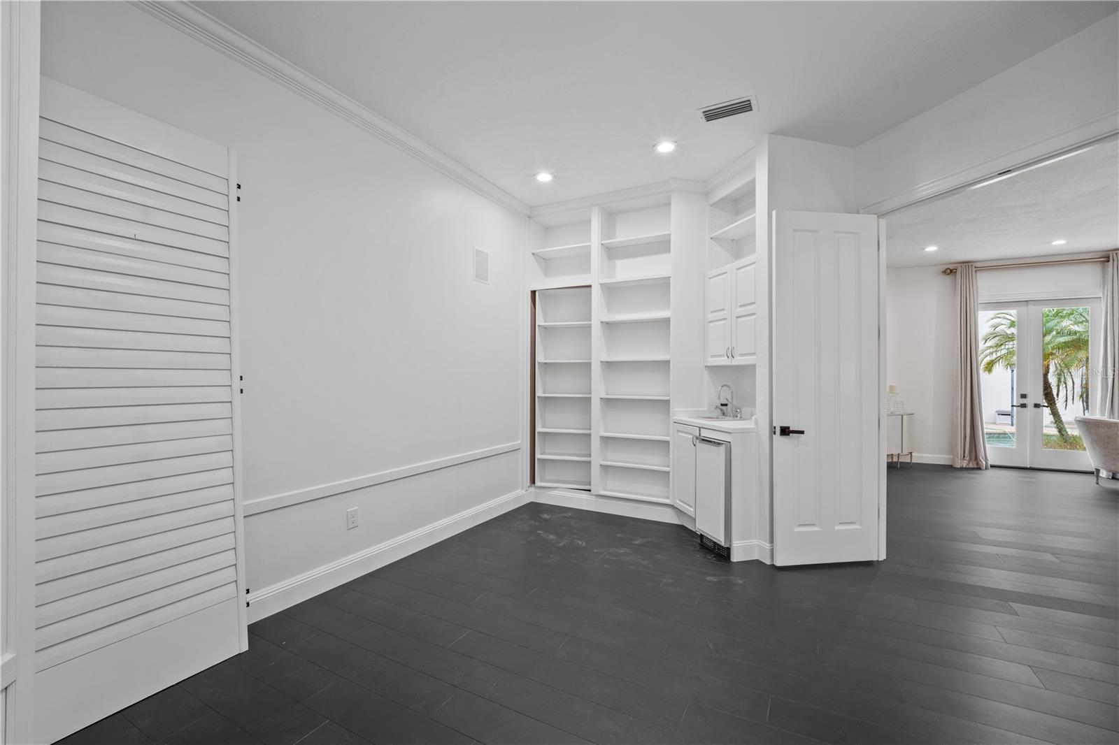 SWEETWATER CLUB UNIT 4 - Residential