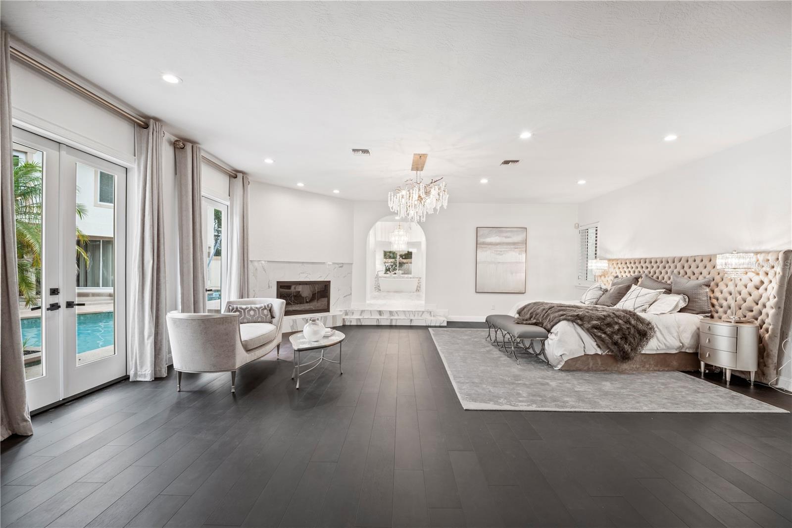 SWEETWATER CLUB UNIT 4 - Residential