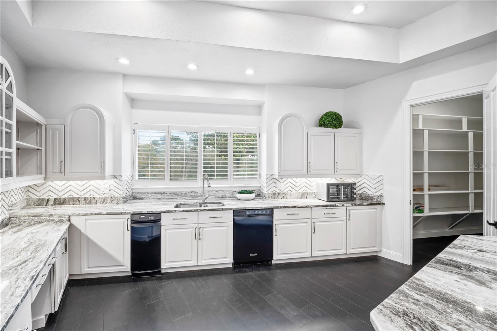 SWEETWATER CLUB UNIT 4 - Residential