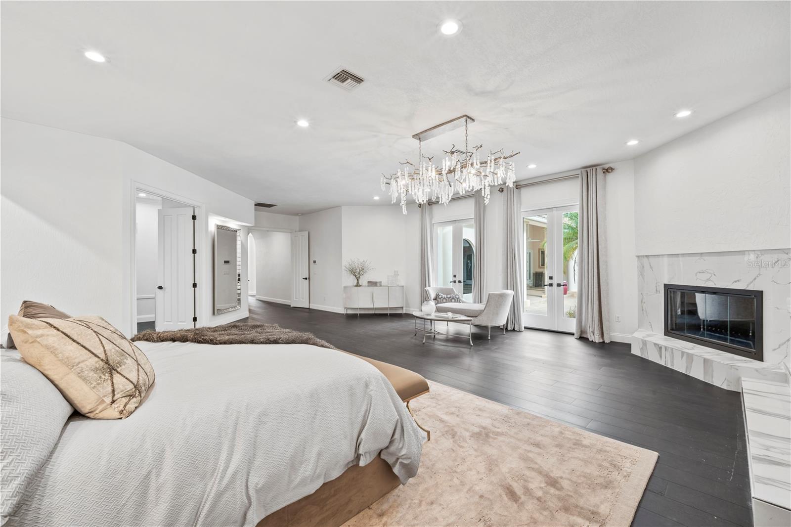 SWEETWATER CLUB UNIT 4 - Residential