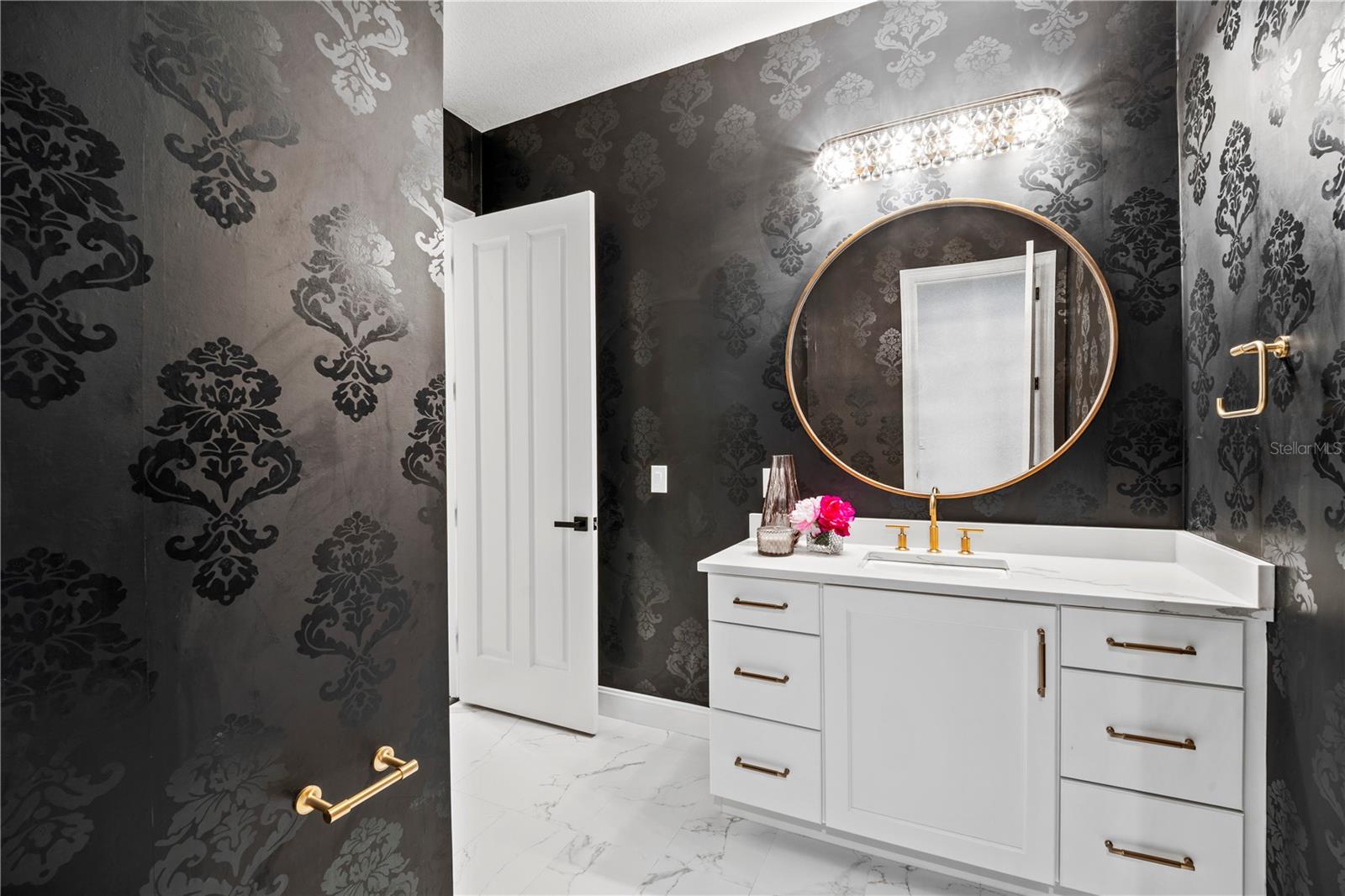 SWEETWATER CLUB UNIT 4 - Residential