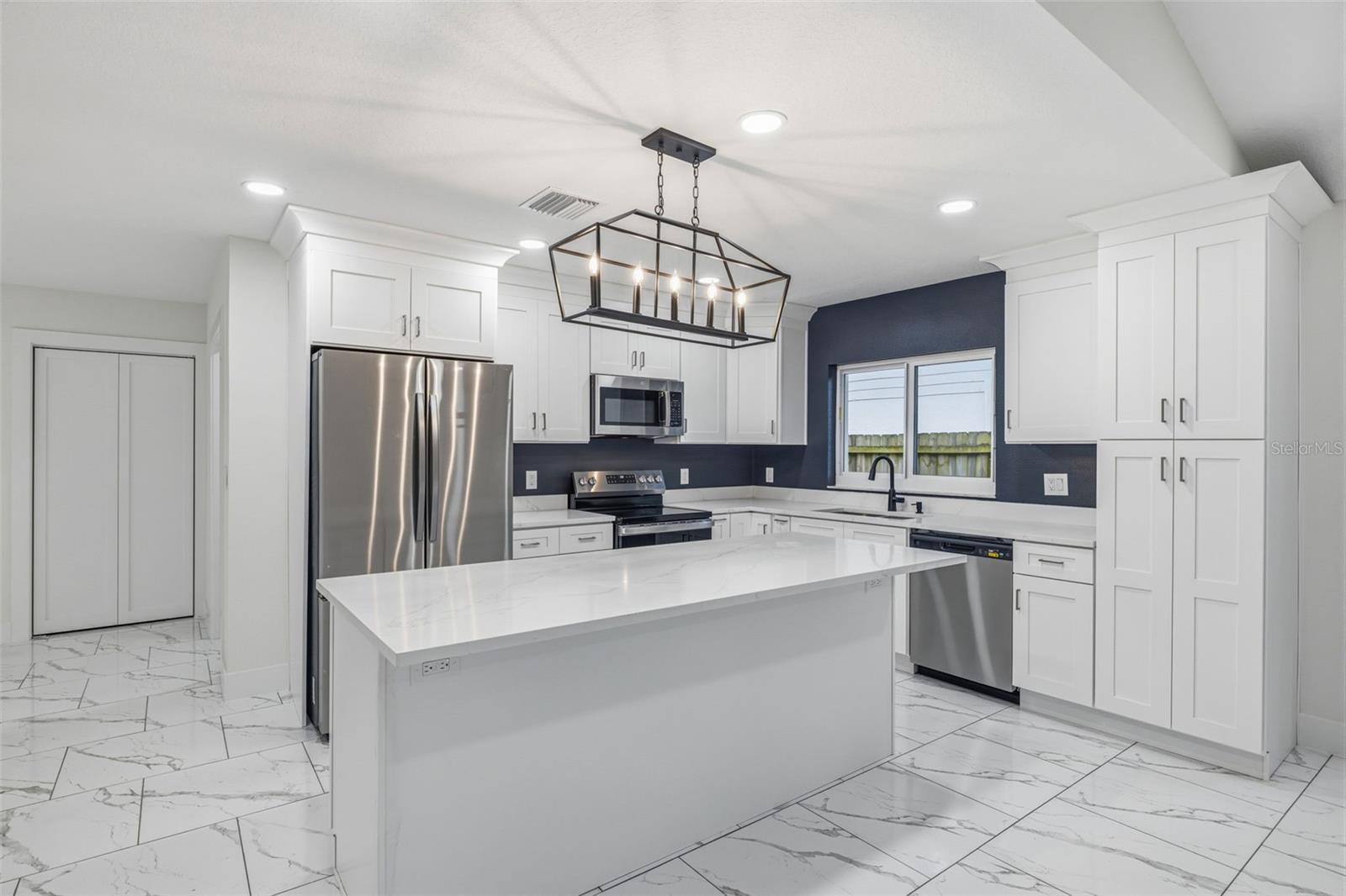 RAINTREE TERRACE ADD - Residential