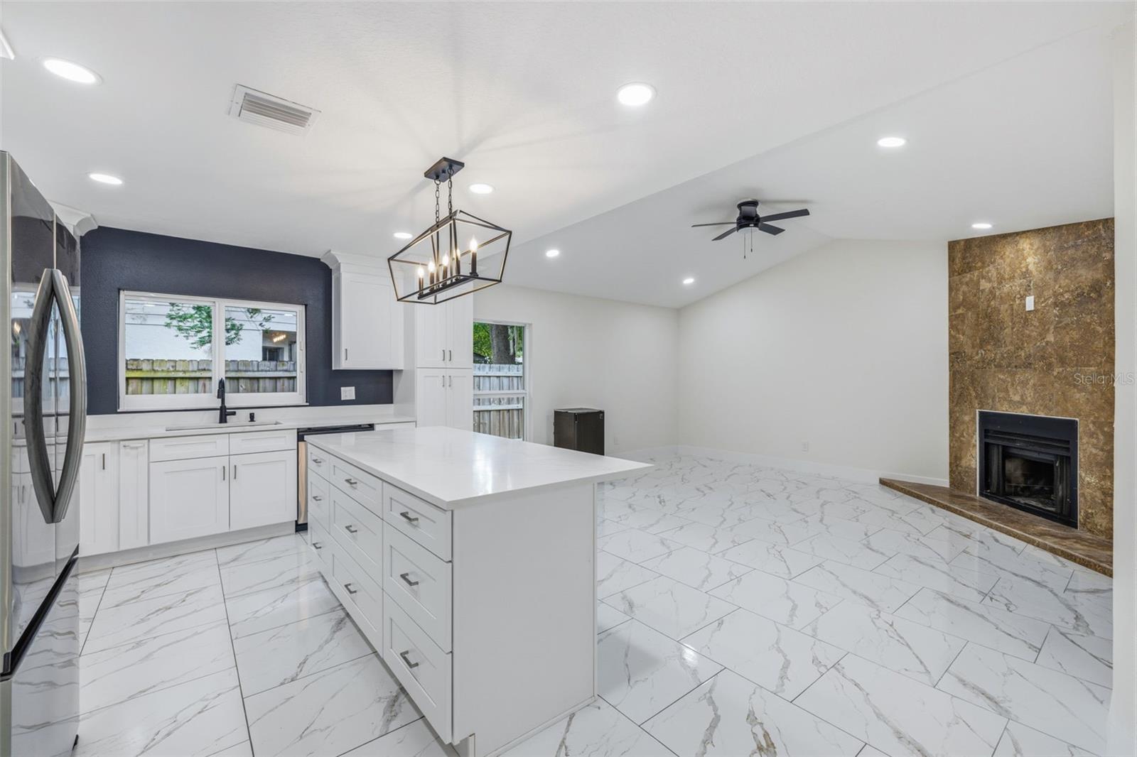 RAINTREE TERRACE ADD - Residential