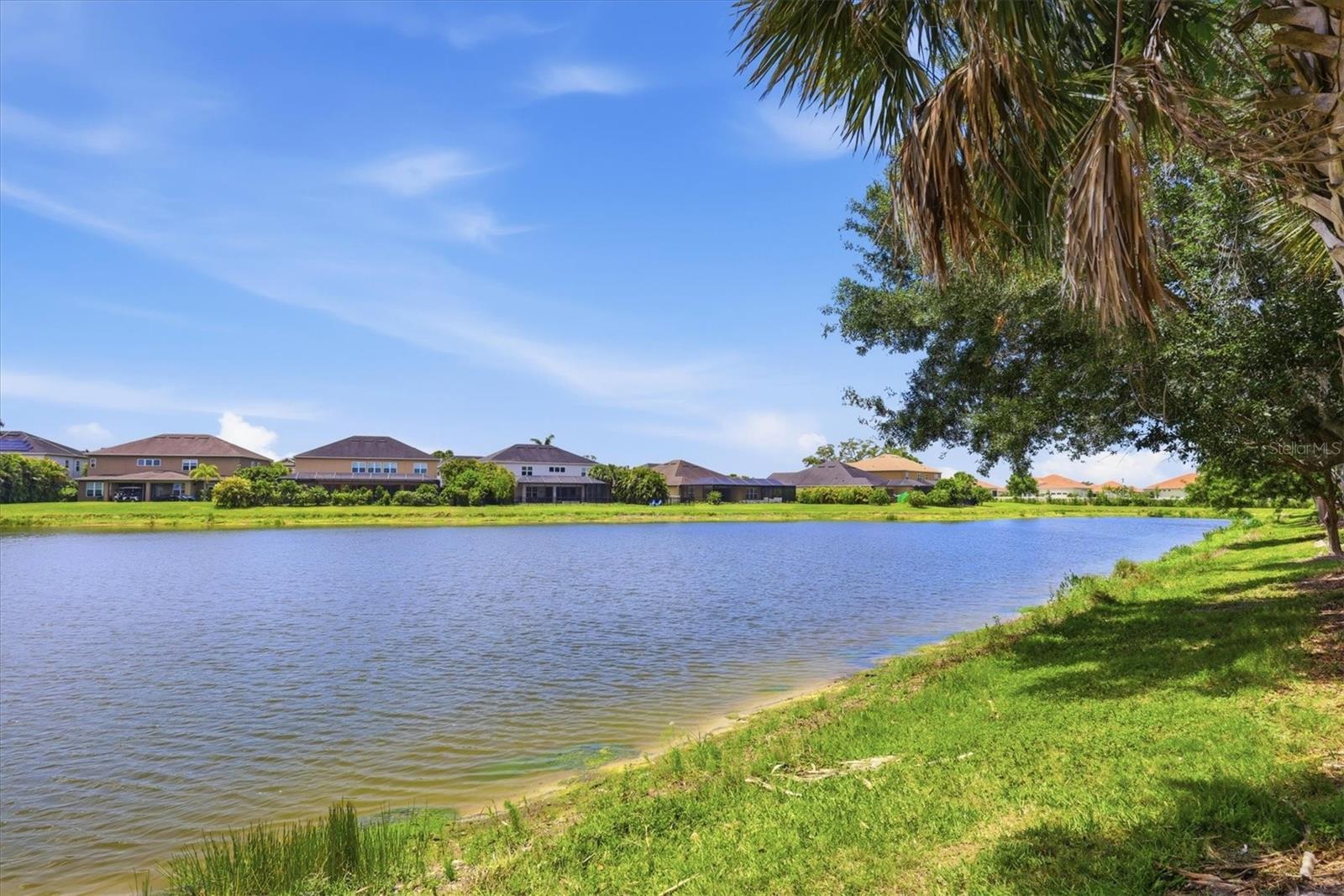 SUNRISE GOLF CLUB PH III - Residential