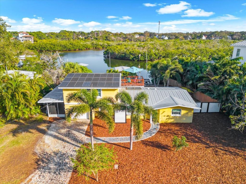 Photo of 628 Mayo Street, Palm Harbor, FL 34683 (MLS # TB8458017)