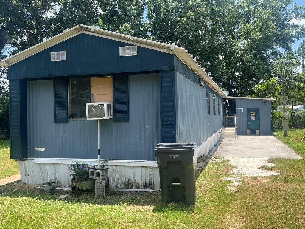 Photo of 2536 Cannon Street, Lakeland, FL 33815 (MLS # L4963632)
