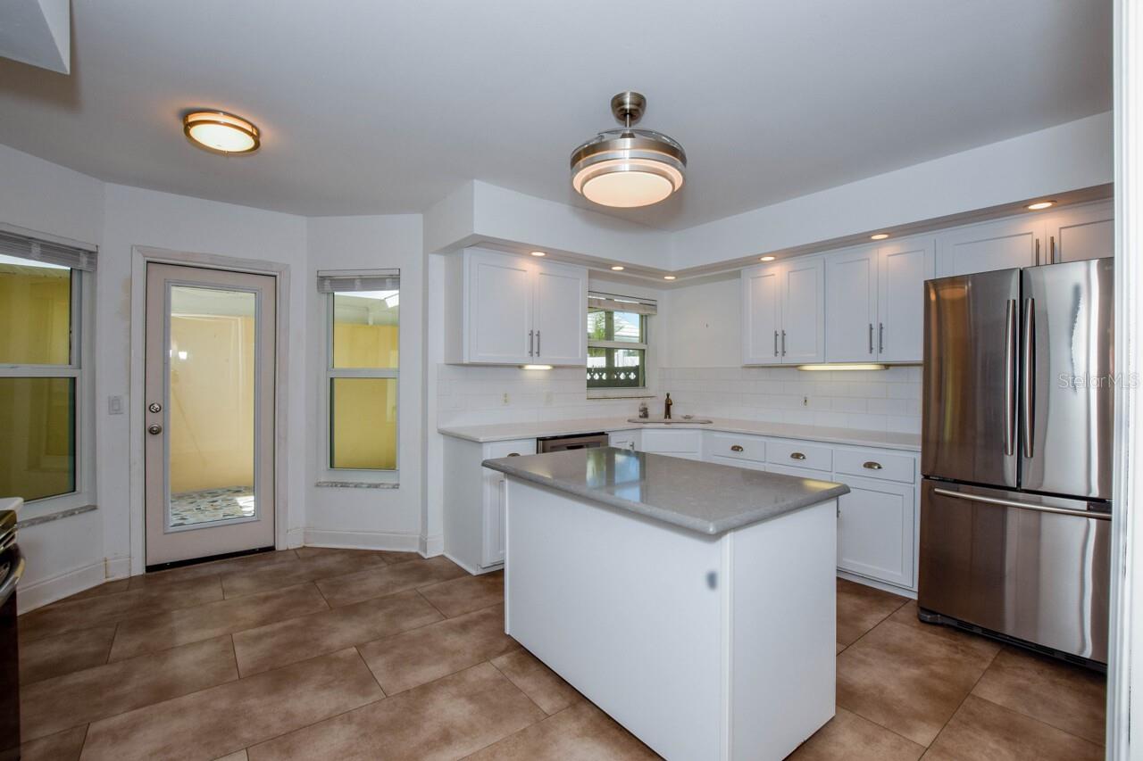 HARRINGTON LAKE - Residential