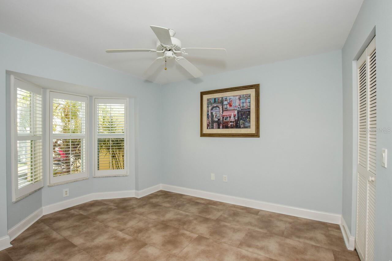 HARRINGTON LAKE - Residential