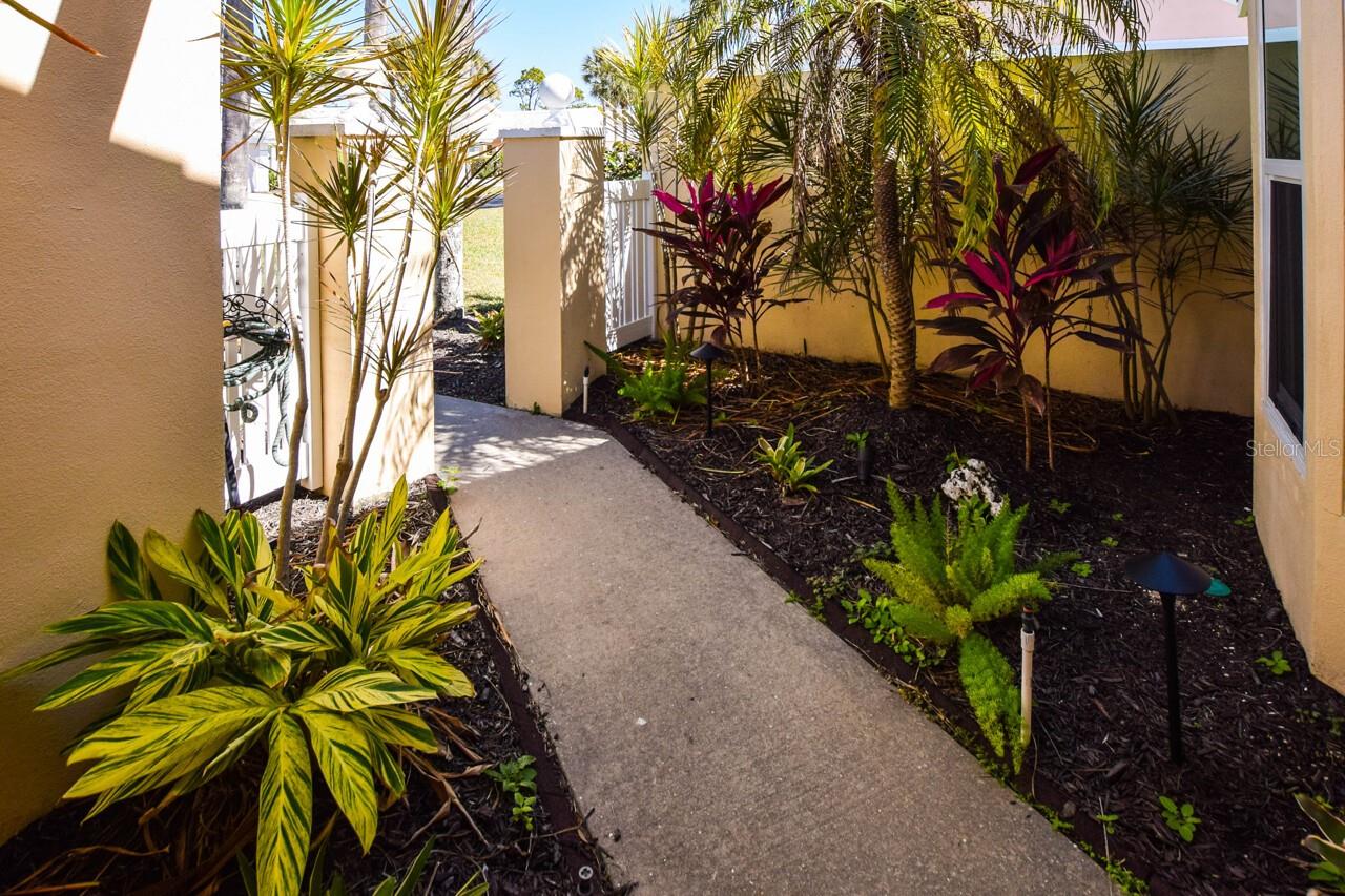 761 HARRINGTON LAKE DRIVE N 61