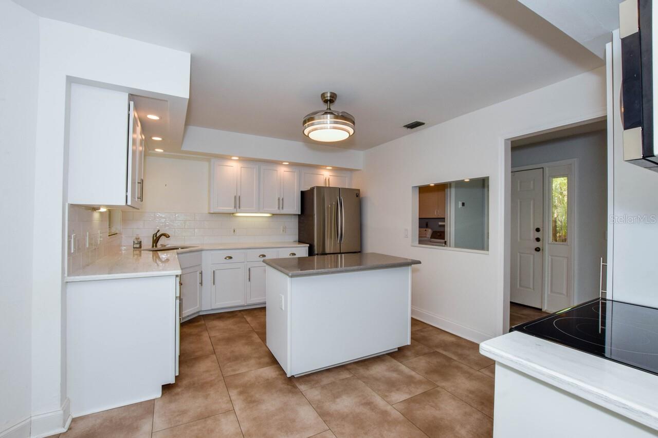 HARRINGTON LAKE - Residential