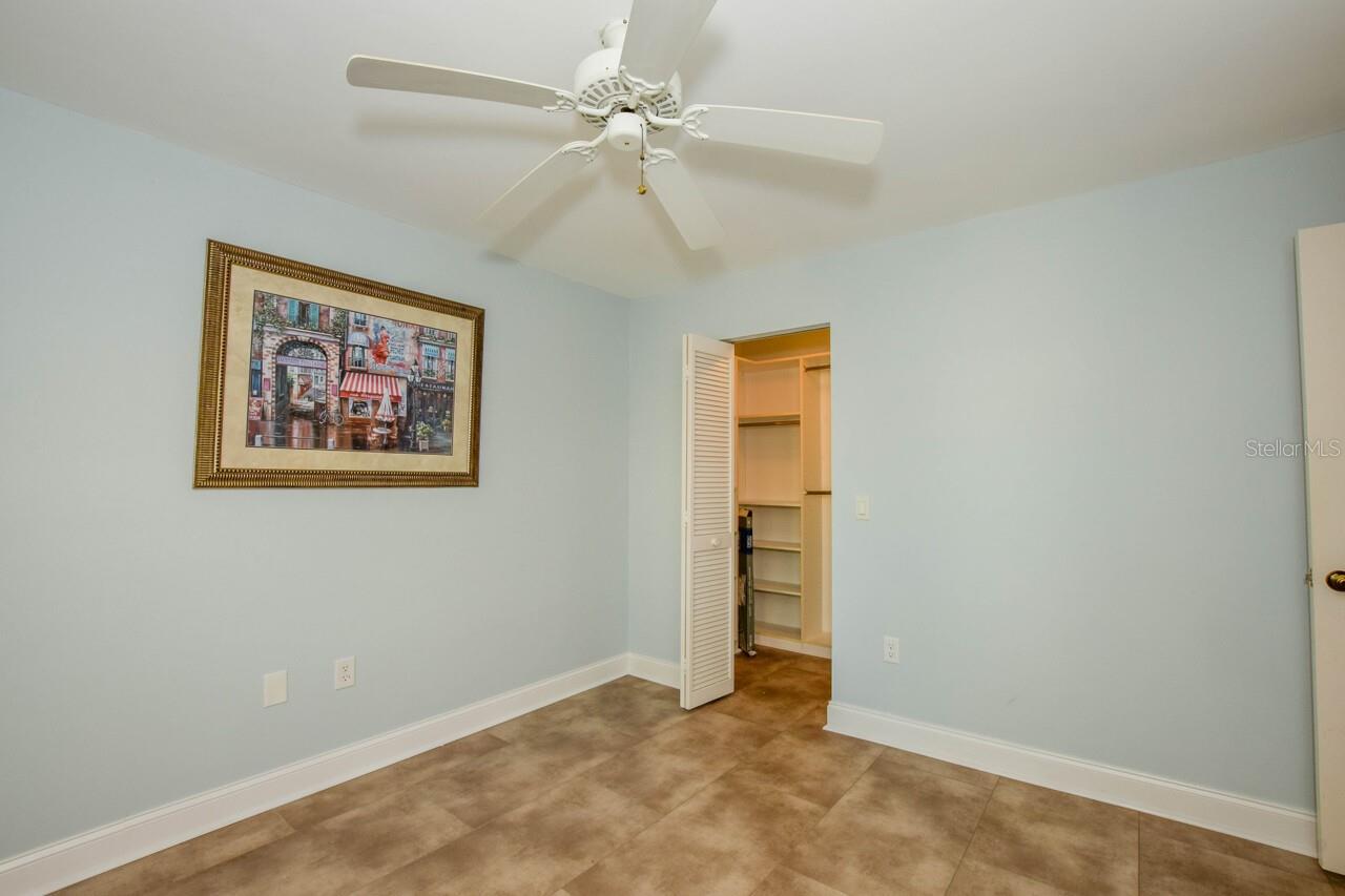 HARRINGTON LAKE - Residential