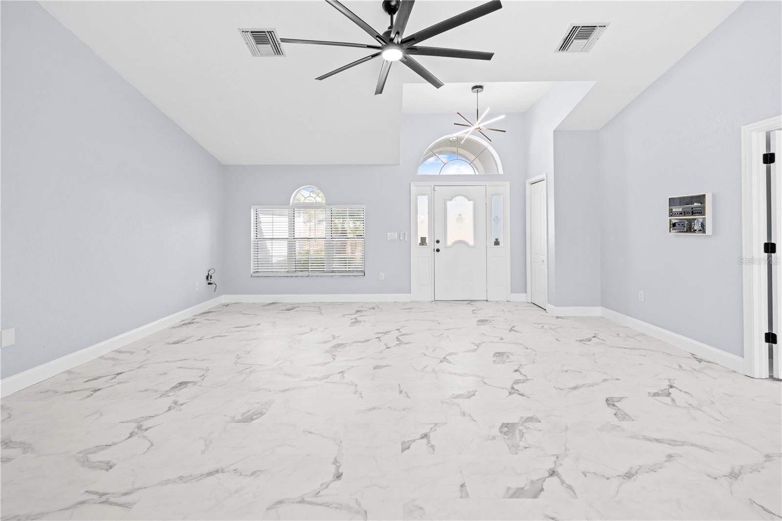 SPRING HILL - Residential