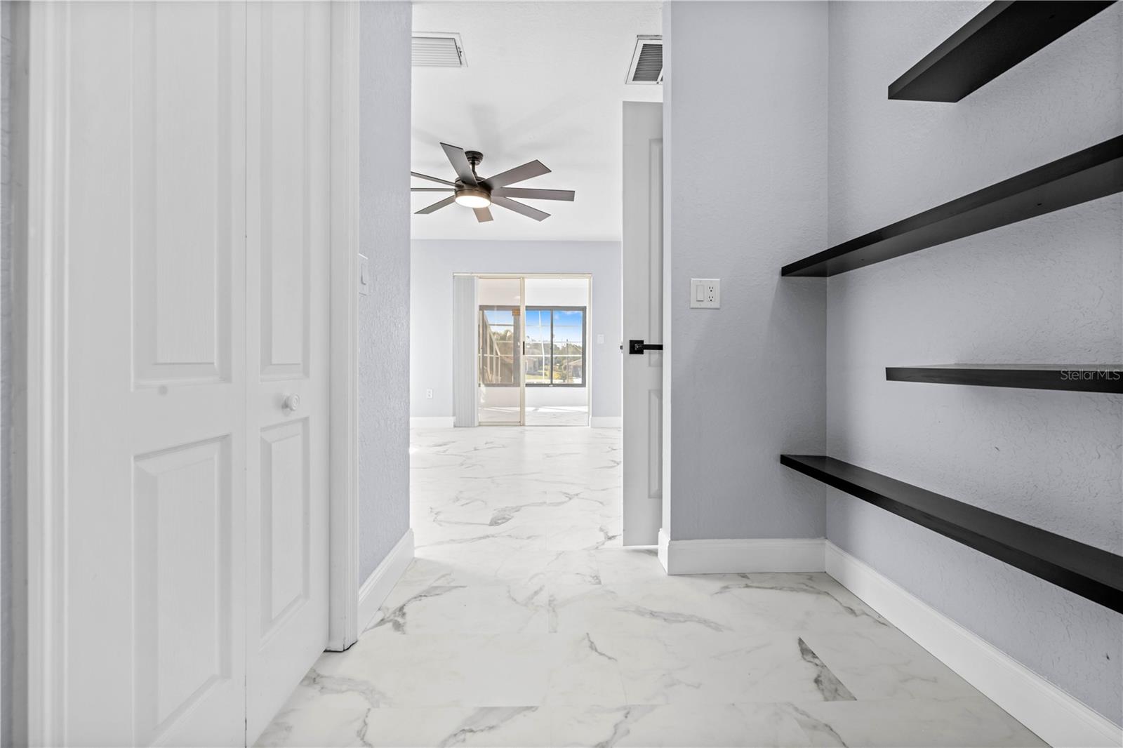 SPRING HILL - Residential