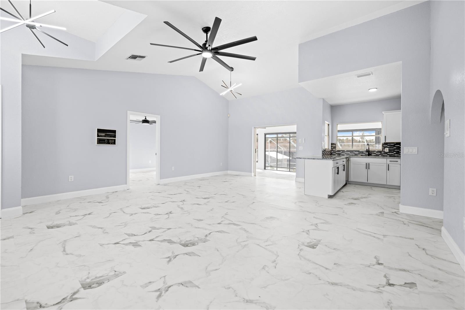 SPRING HILL - Residential