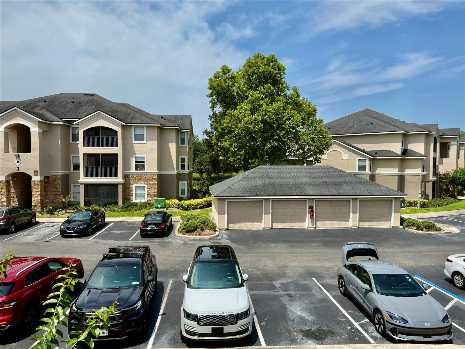 VILLAGGIO LAKES - Residential