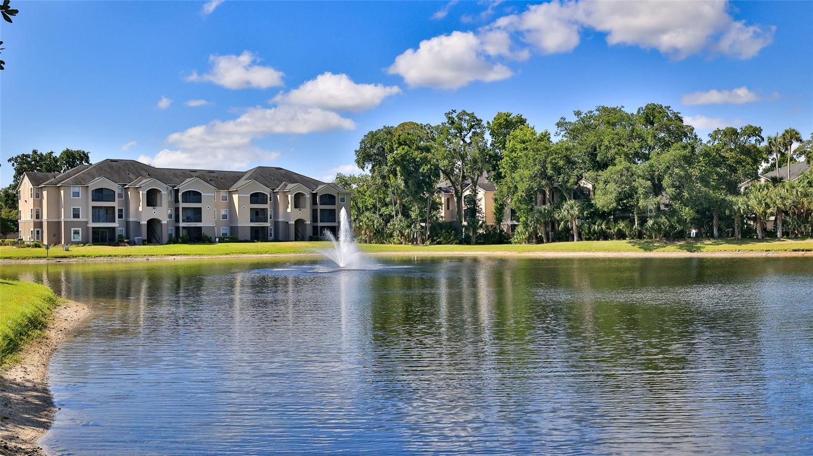 VILLAGGIO LAKES - Residential