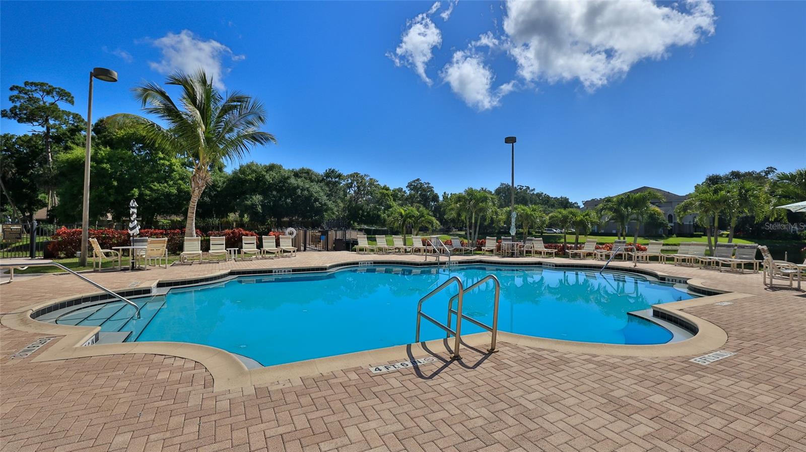 VILLAGGIO LAKES - Residential