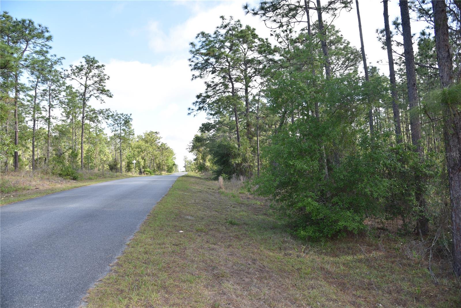 RAINBOW FARMS - Land