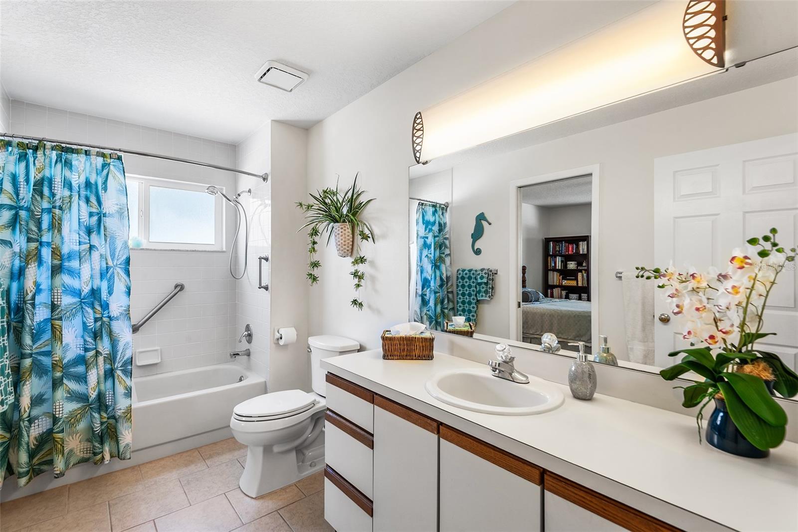 SWEETWATER GOLF & TENNIS CLUB ADD 02 - Residential