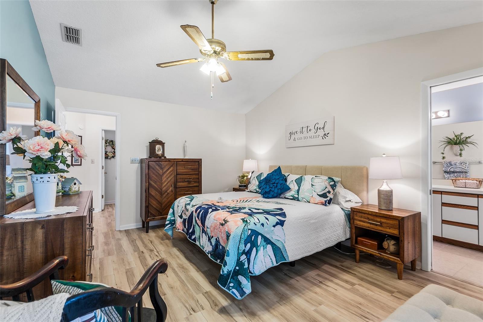 SWEETWATER GOLF & TENNIS CLUB ADD 02 - Residential