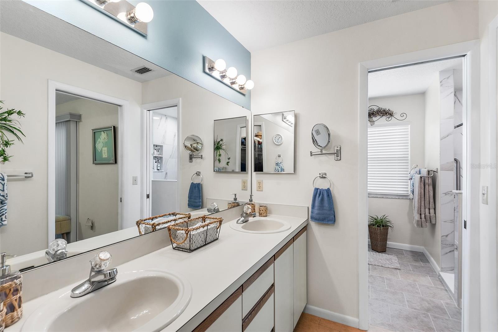 SWEETWATER GOLF & TENNIS CLUB ADD 02 - Residential