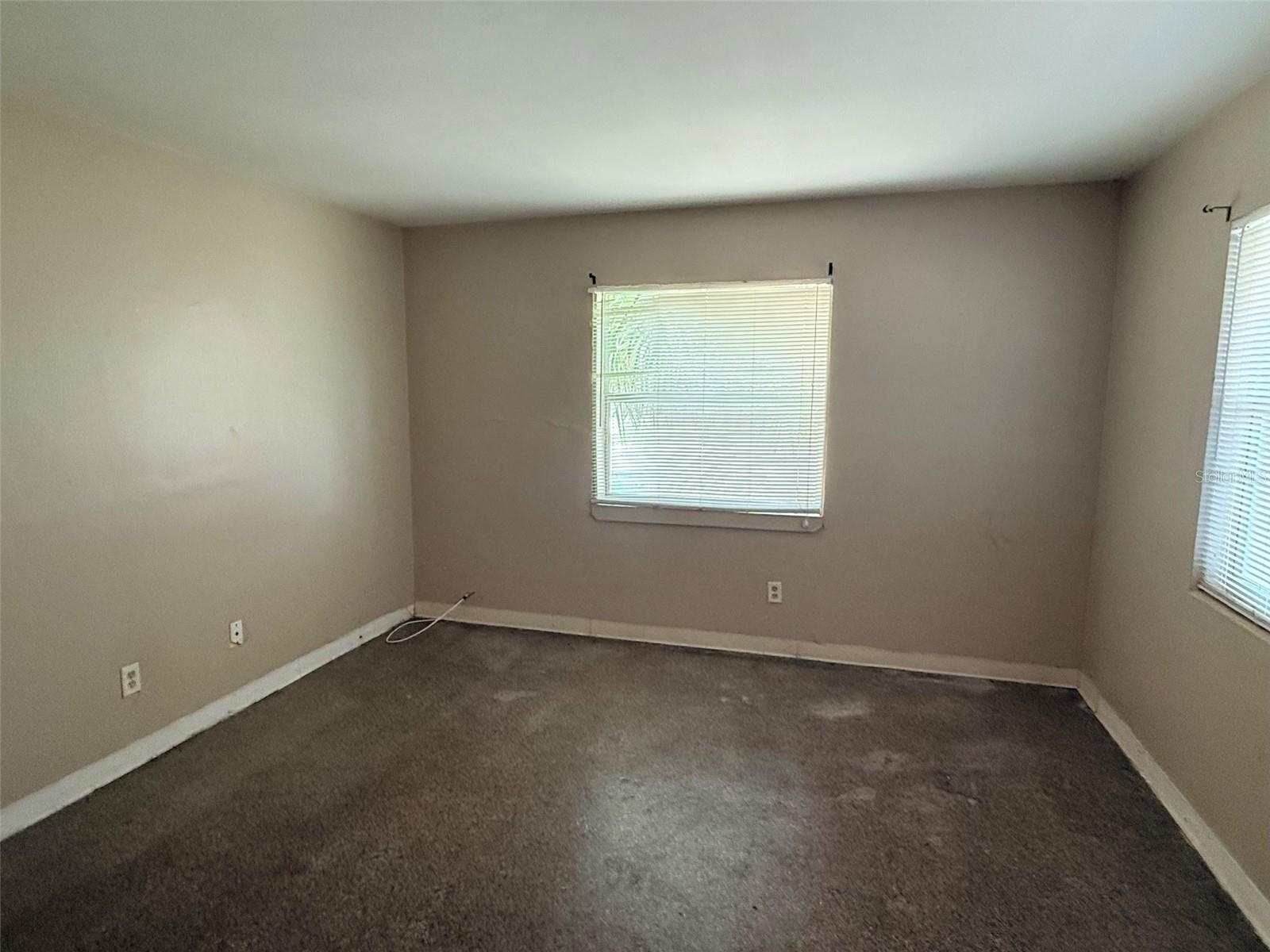 1273 S BETTY LANE
