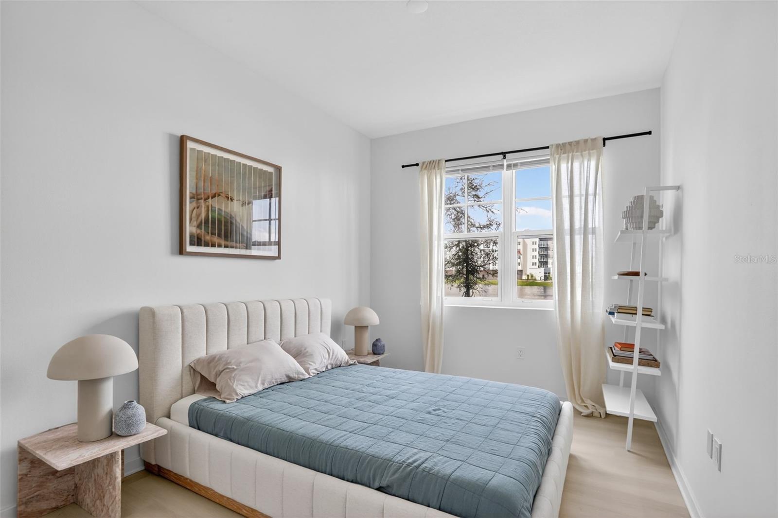 MILLENIA PARK - Residential Lease