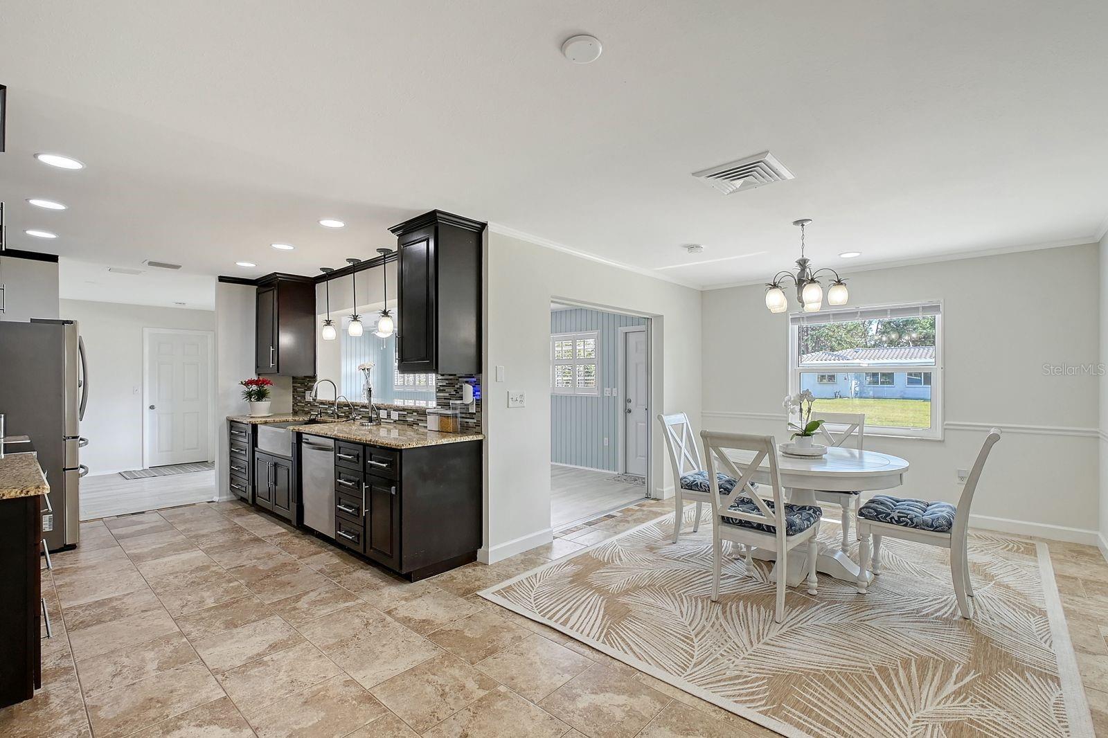 GULF GATE WOODS - Residential