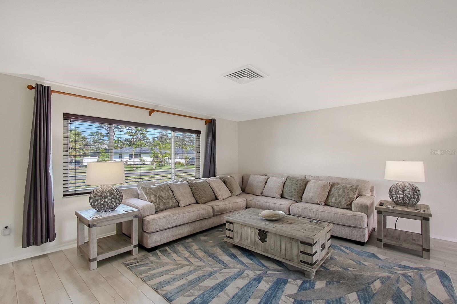 GULF GATE WOODS - Residential