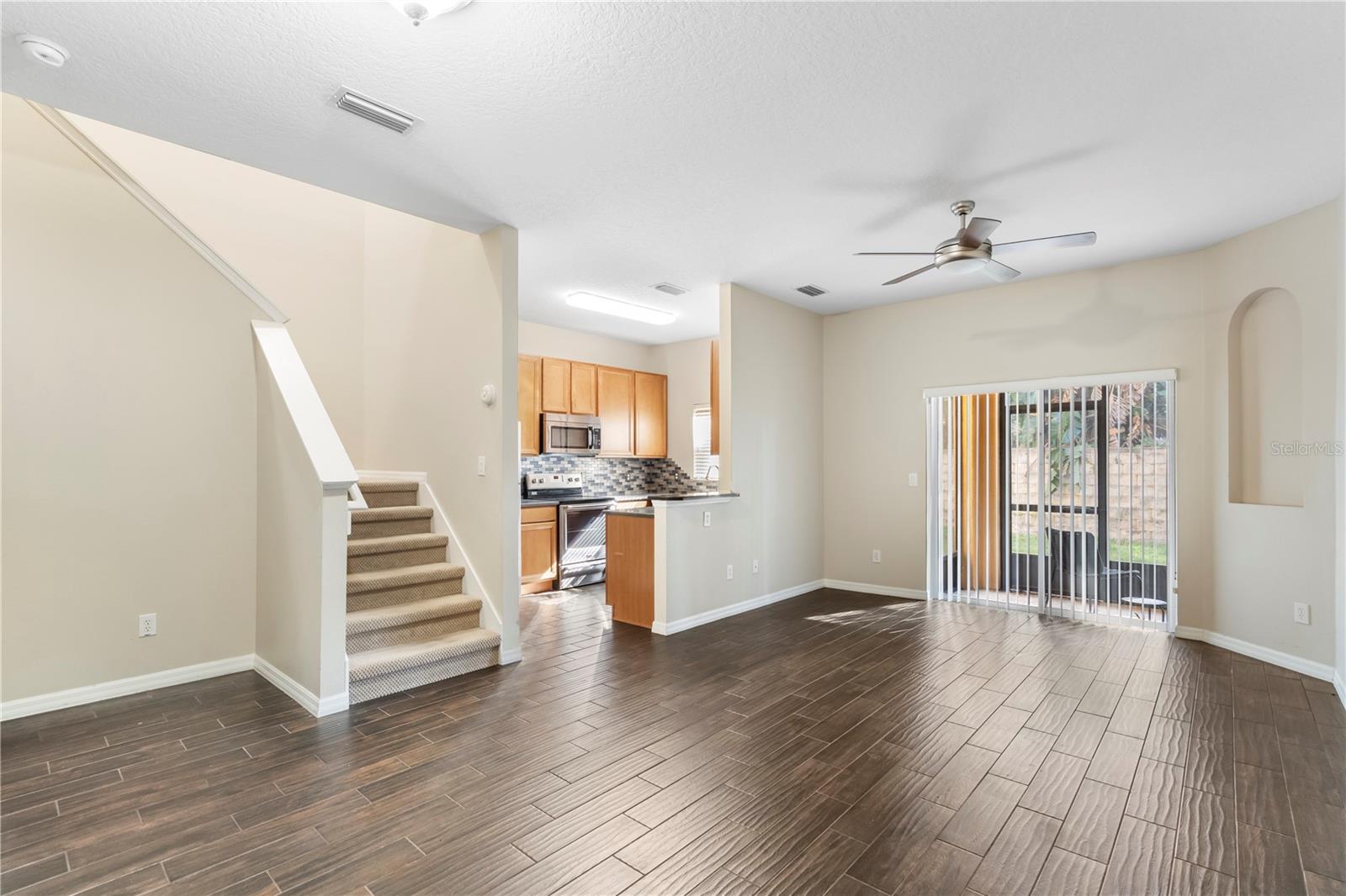 RETREAT AT TWIN LAKES REP - Residential