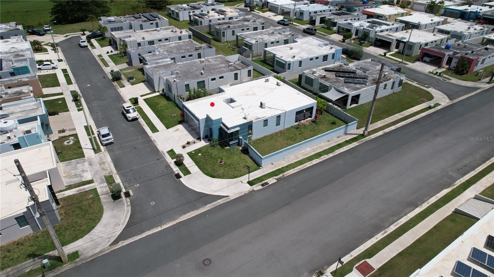 URB ISLA DE ROQUE - Residential