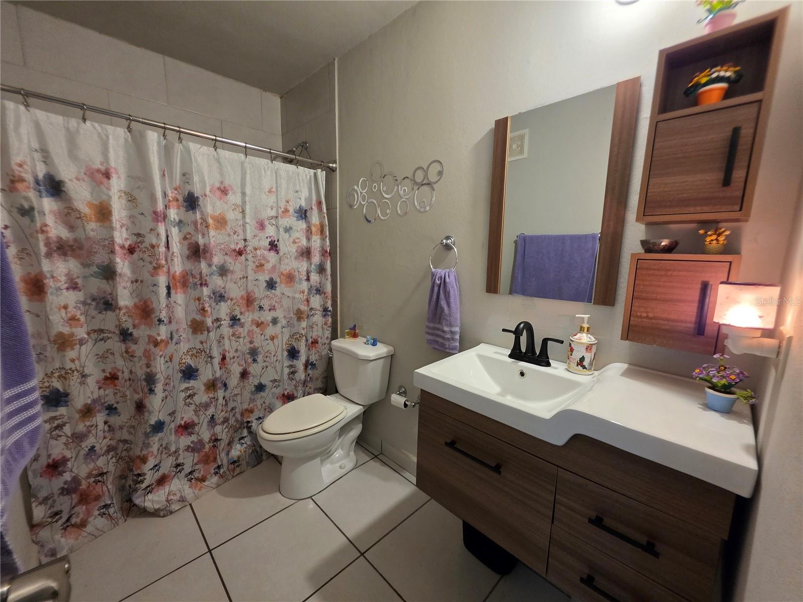 URB ISLA DE ROQUE - Residential