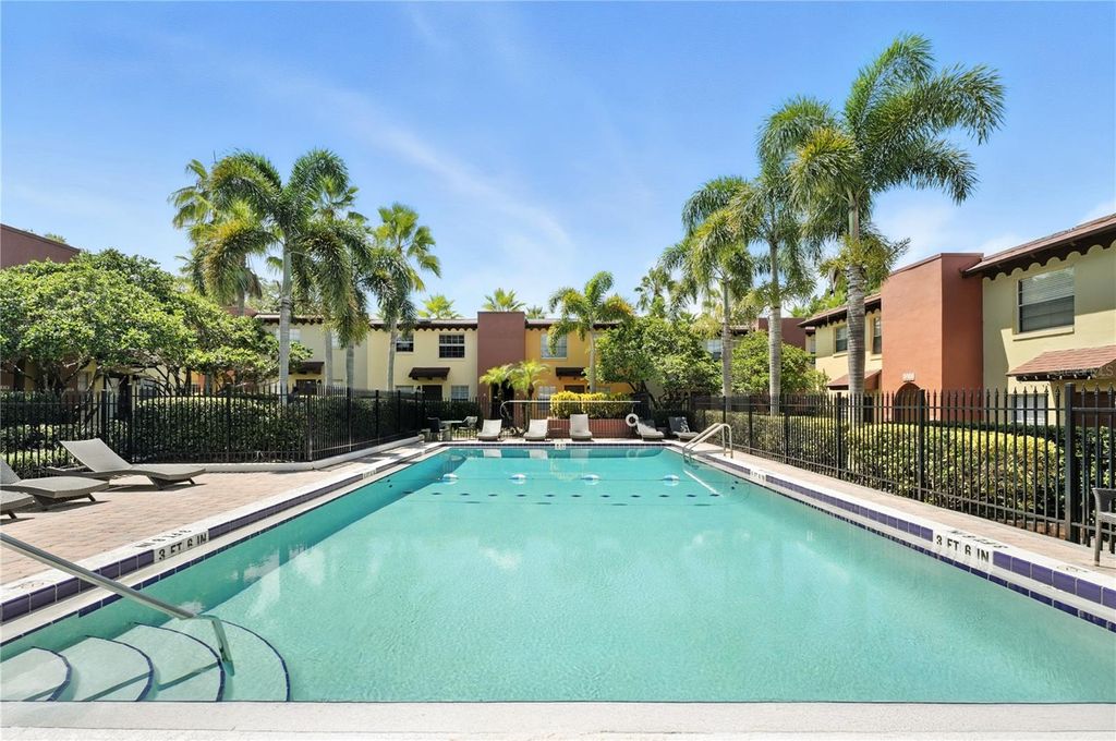 Photo of 1531 Catherine Street #34, Orlando, FL 32801 (MLS # O6335064)