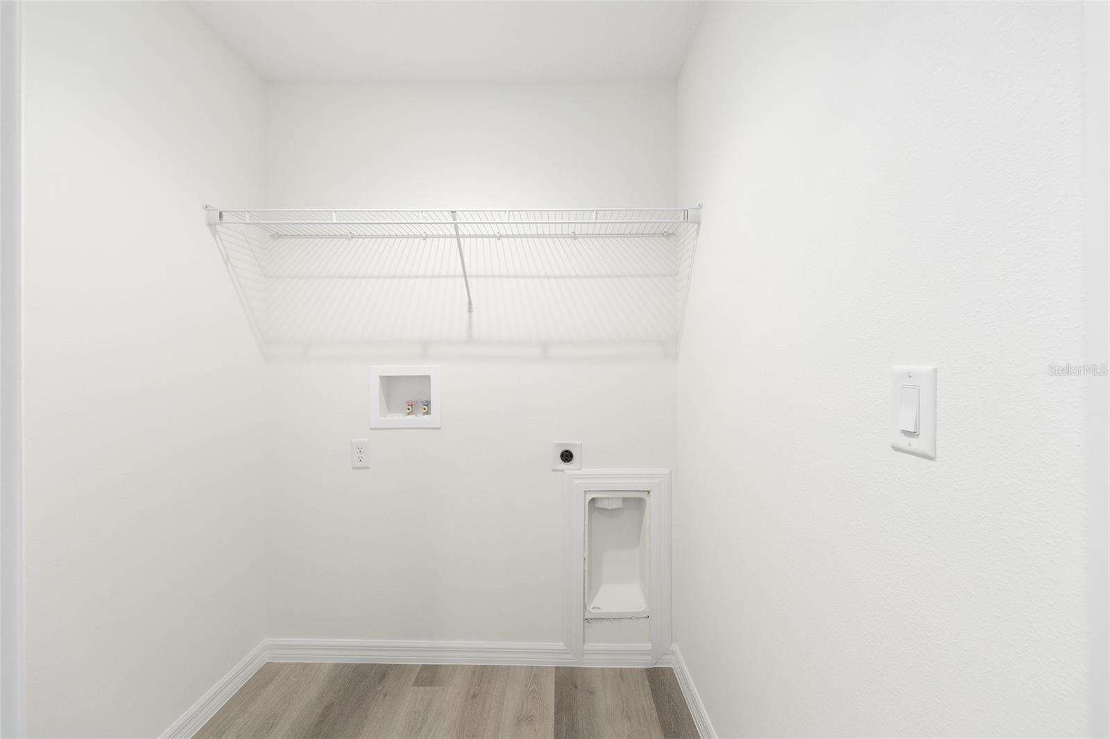 TRAILS EAST - Residential Lease