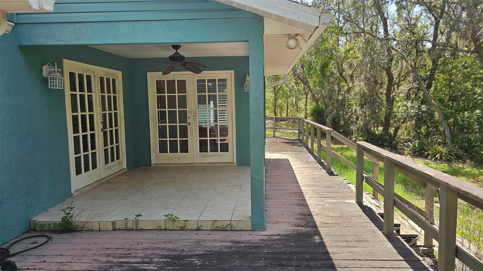 ACREAGE - Residential