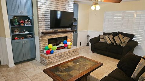 Tiny photo for 17936 W Phil C Peters Rd, Winter Garden, FL 34787 (MLS # O6347957)