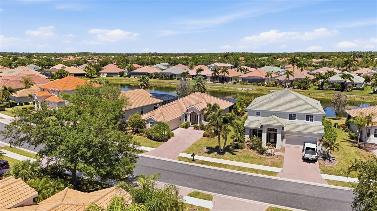 STONEYBROOK AT VENICE - Residential
