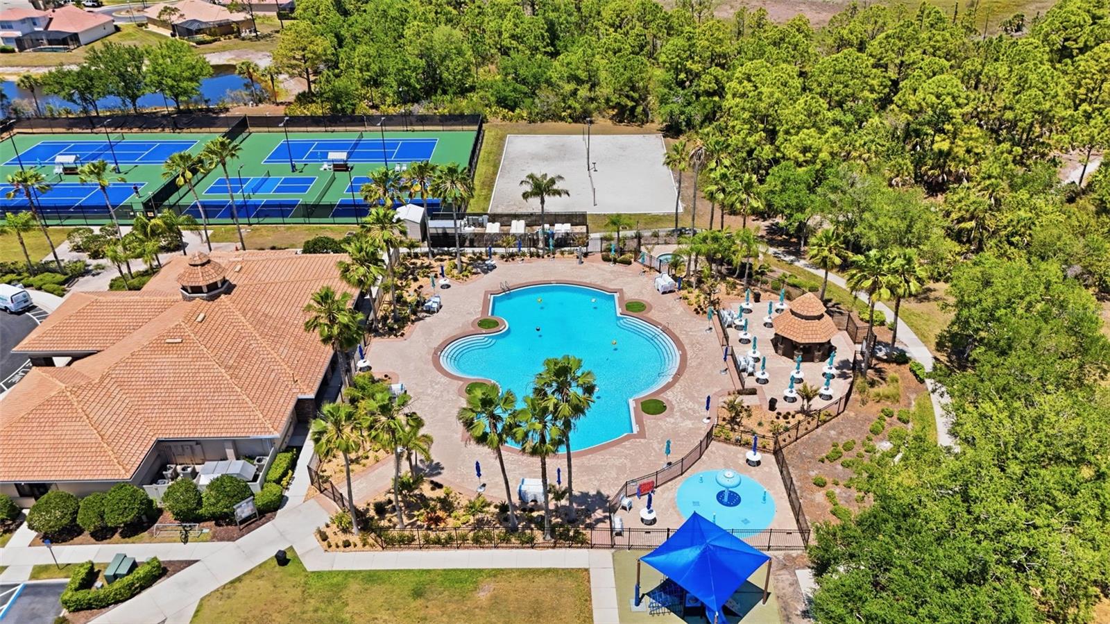 STONEYBROOK AT VENICE - Residential