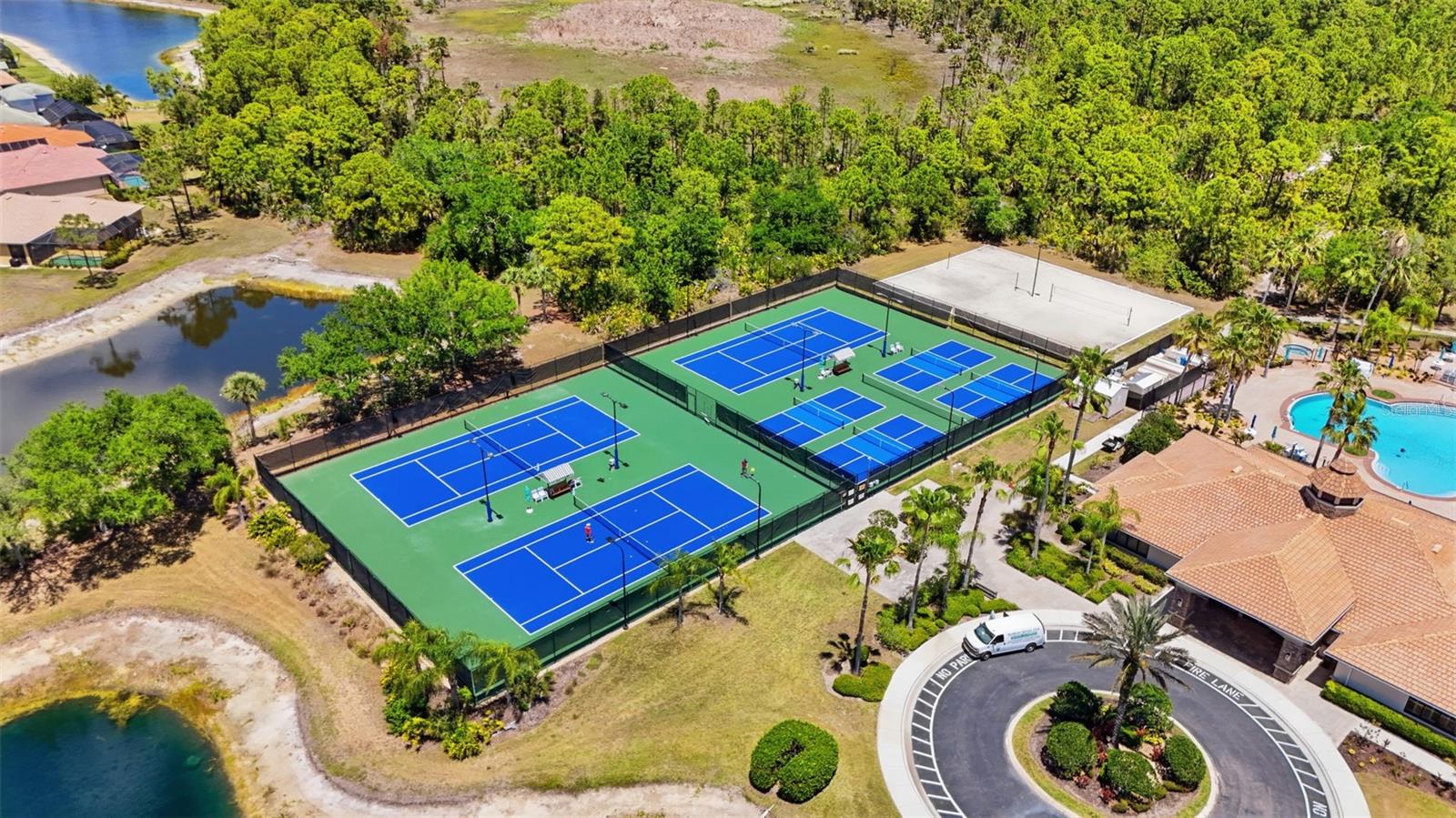 STONEYBROOK AT VENICE - Residential