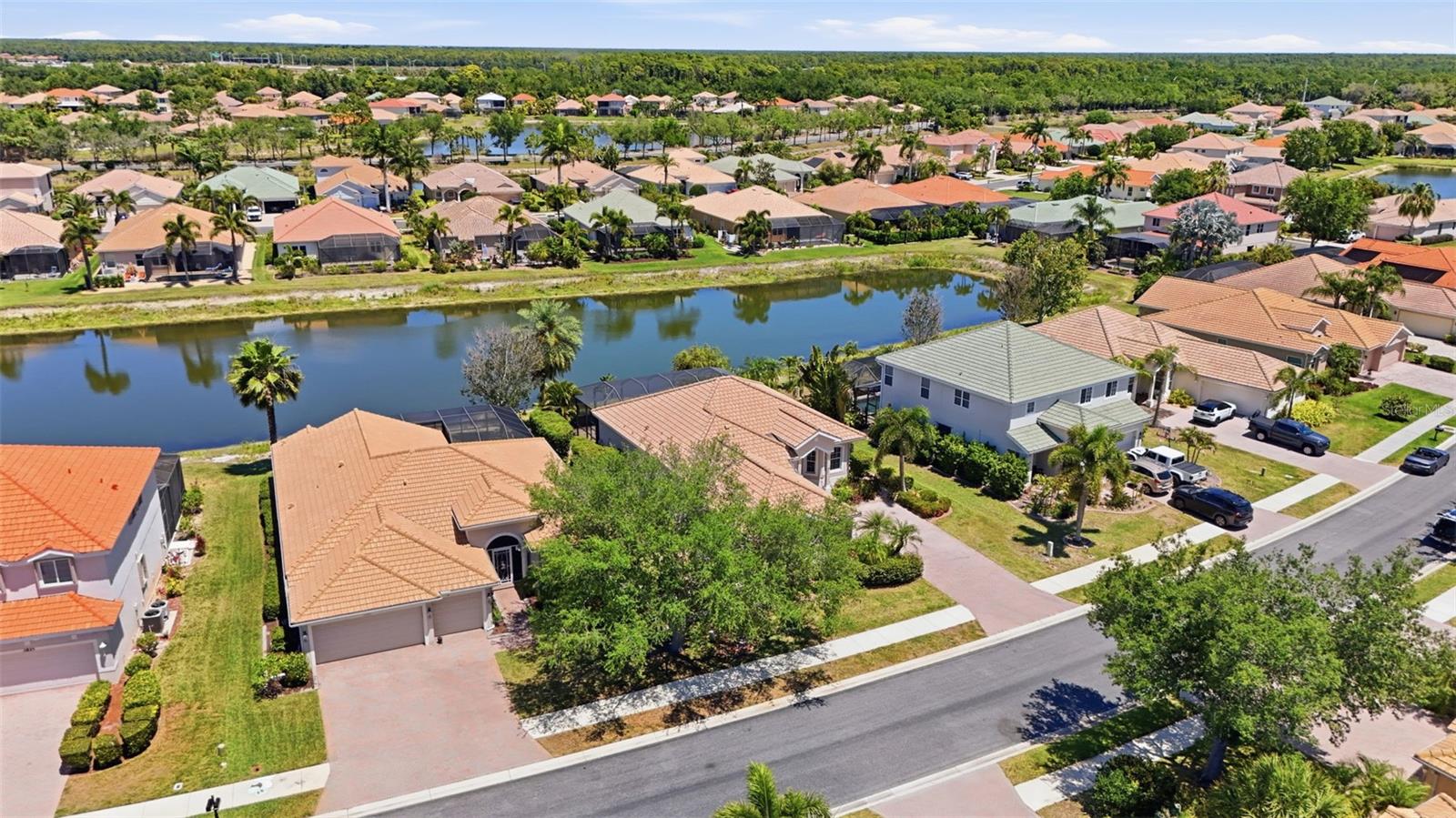 STONEYBROOK AT VENICE - Residential