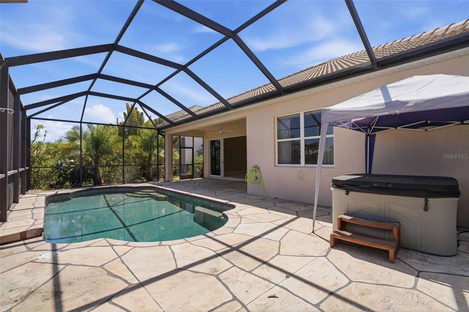 STONEYBROOK AT VENICE - Residential