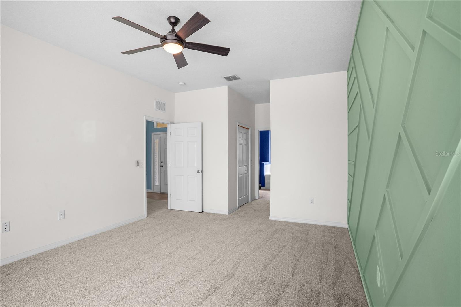 SOUTHERN RIDGE AT ESTATES - Residential