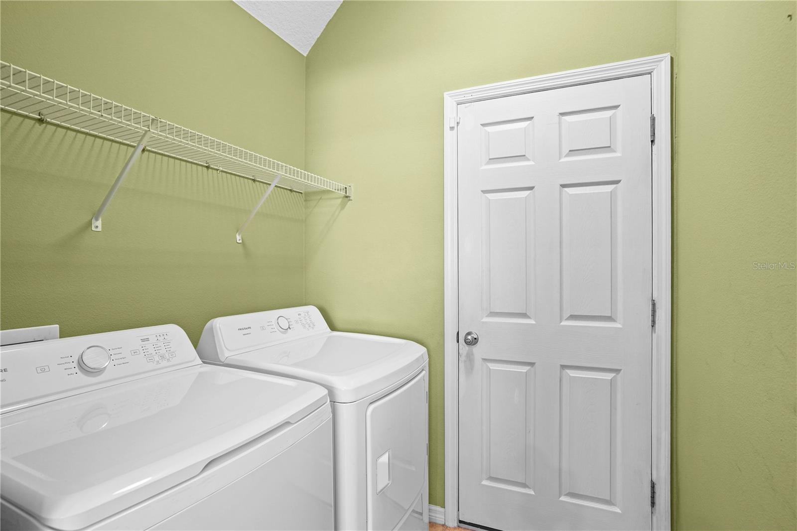 SOUTHERN RIDGE AT ESTATES - Residential