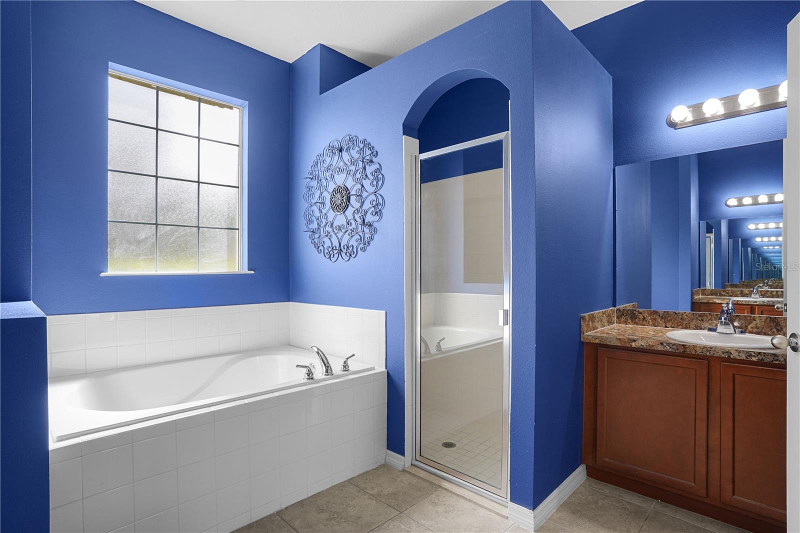 SOUTHERN RIDGE AT ESTATES - Residential