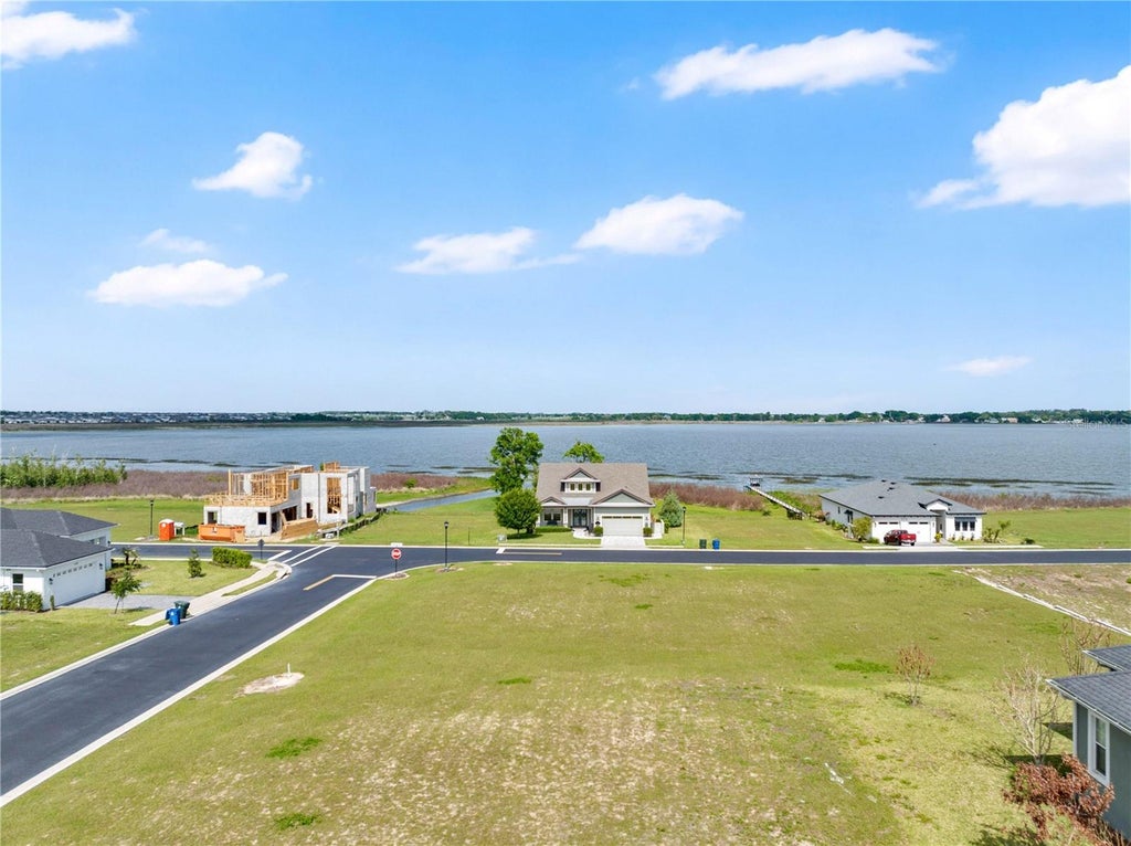 Photo of 285 Caladium Avenue, Lake Alfred, FL 33850 (MLS # O6393600)