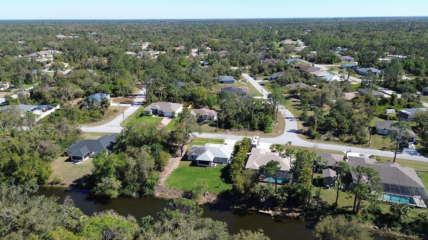 PORT CHARLOTTE SUB 33 - Land