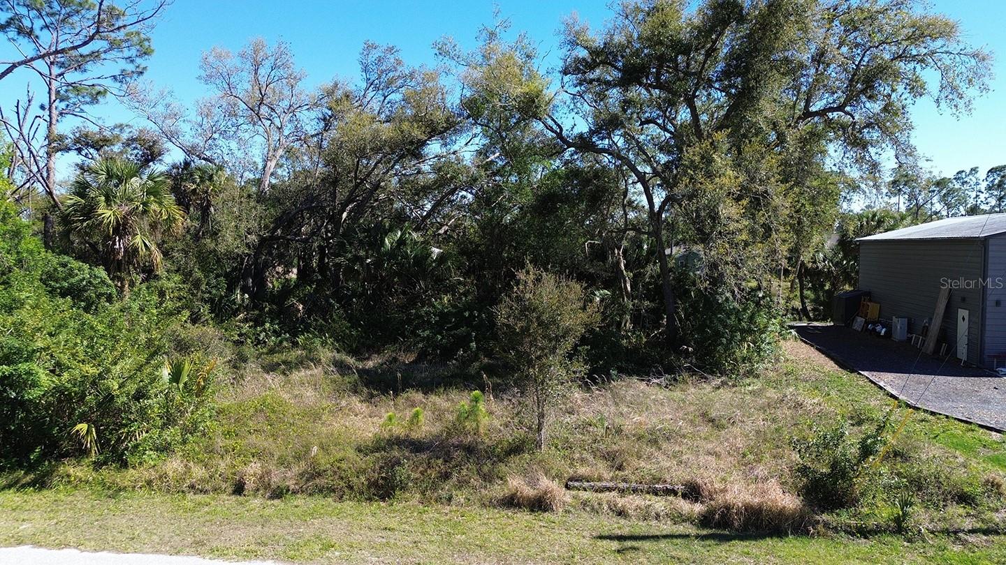 PORT CHARLOTTE SUB 33 - Land