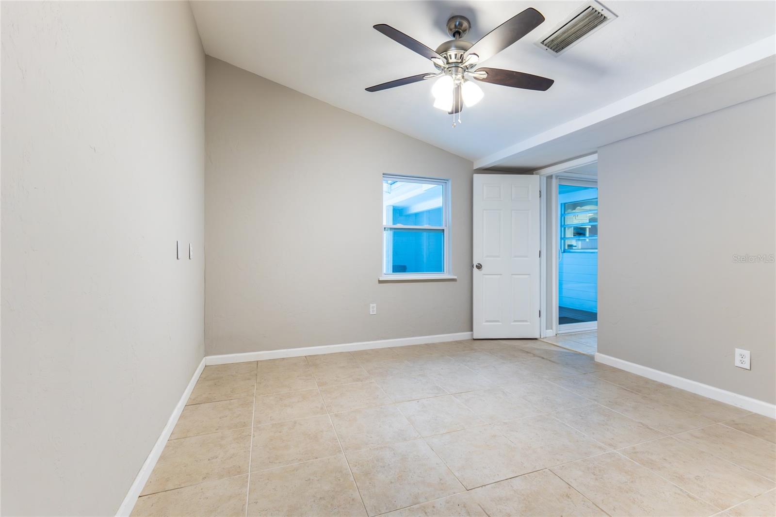 OAKLEIGH HEIGHTS - Residential