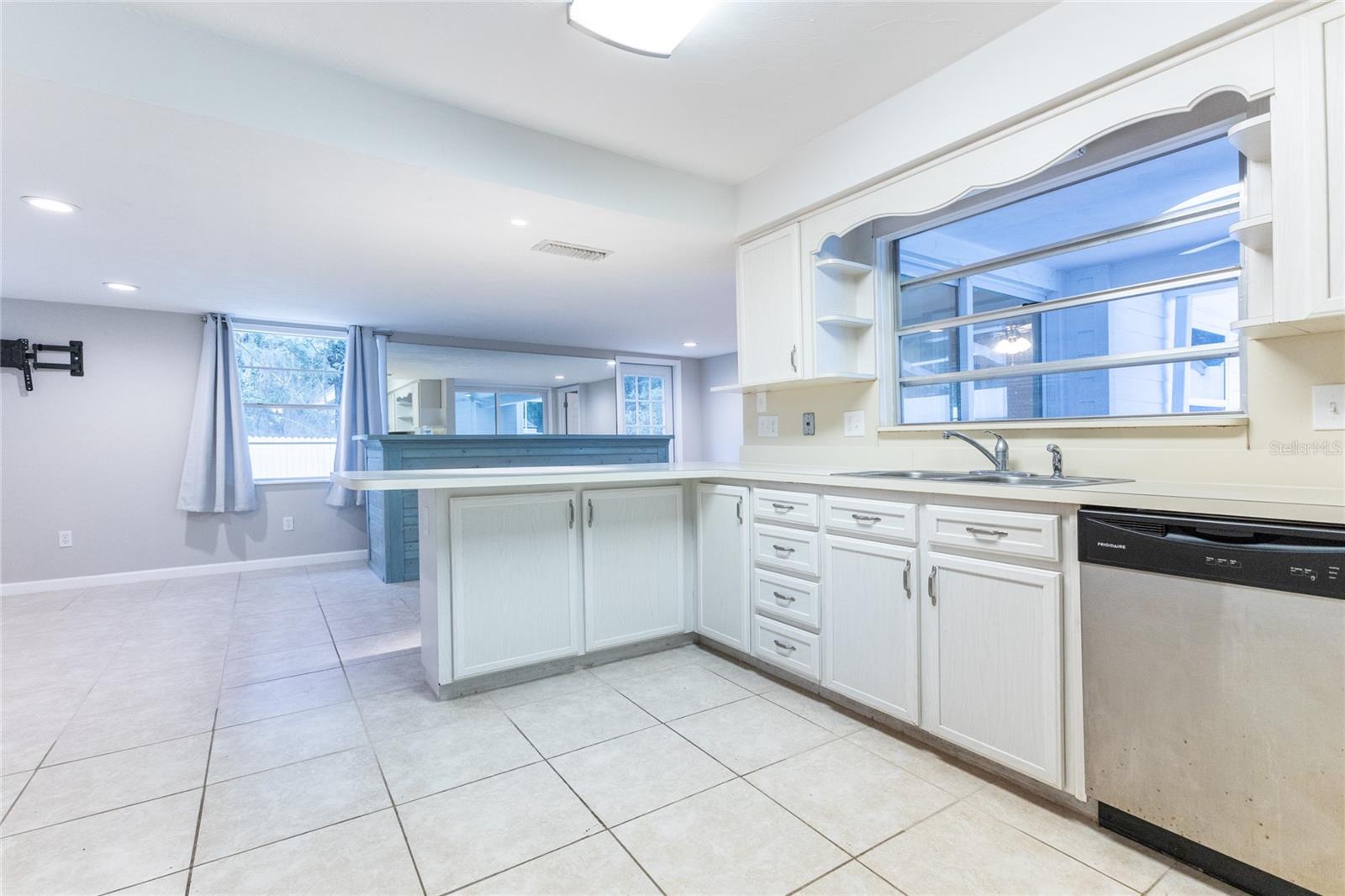 OAKLEIGH HEIGHTS - Residential